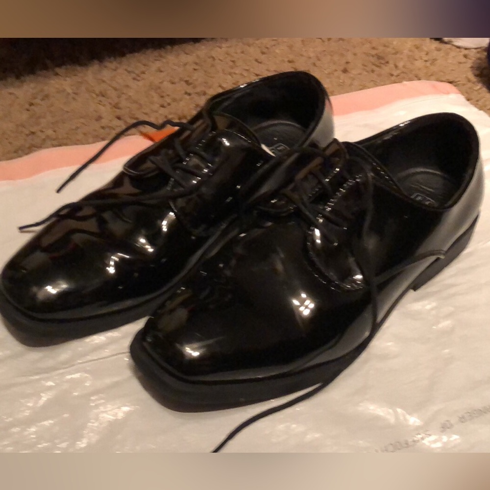 Men’s Dress Shoes 10.5